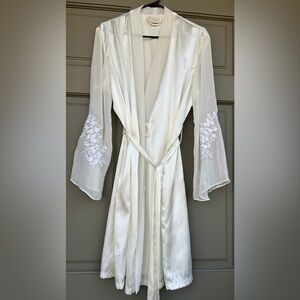 Expressions Cream Robe with White Floral Details